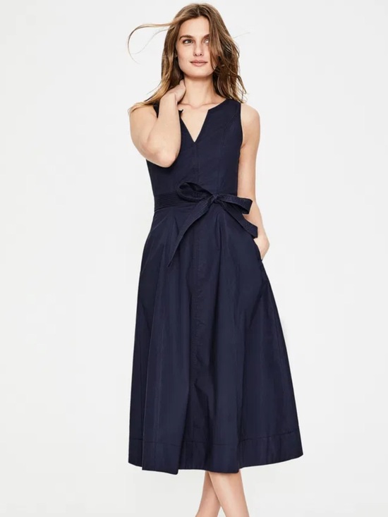 Boden Dresses & Skirts - Boden Joyce Sleeveless V-Neck Midi Dress with Waist Tie - Navy Size 8P
